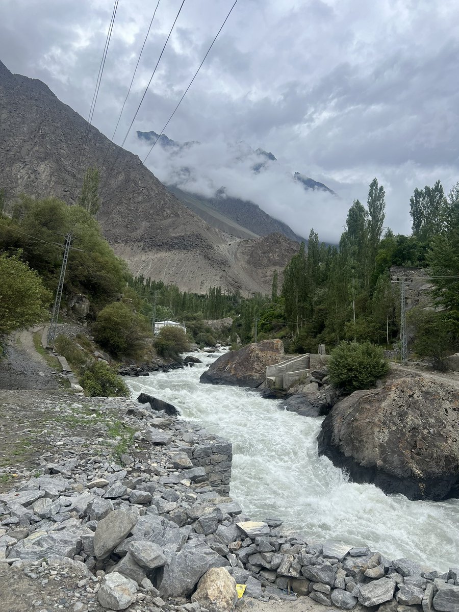 i_usama97's tweet photo. SKARDU AND THE LOVE OF MY LIFE. ❤️ https://t.co/4oAfNsfolk