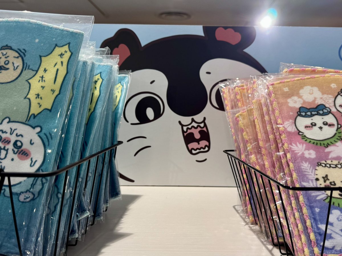 minoringofarm's tweet photo. #映画ちいかわ POP UP STORE in 日比谷シャンテのセイレーン（CV.鈴木みのり）
 ・映画グッズ&amp; 東京メトロ脱出ゲームの謎解きキットを販売
・売り場は3Fだけど1Fにもフォトスポットあるよ

ポップアップは8/30(日)まで！ https://t.co/z65NvYT5UL