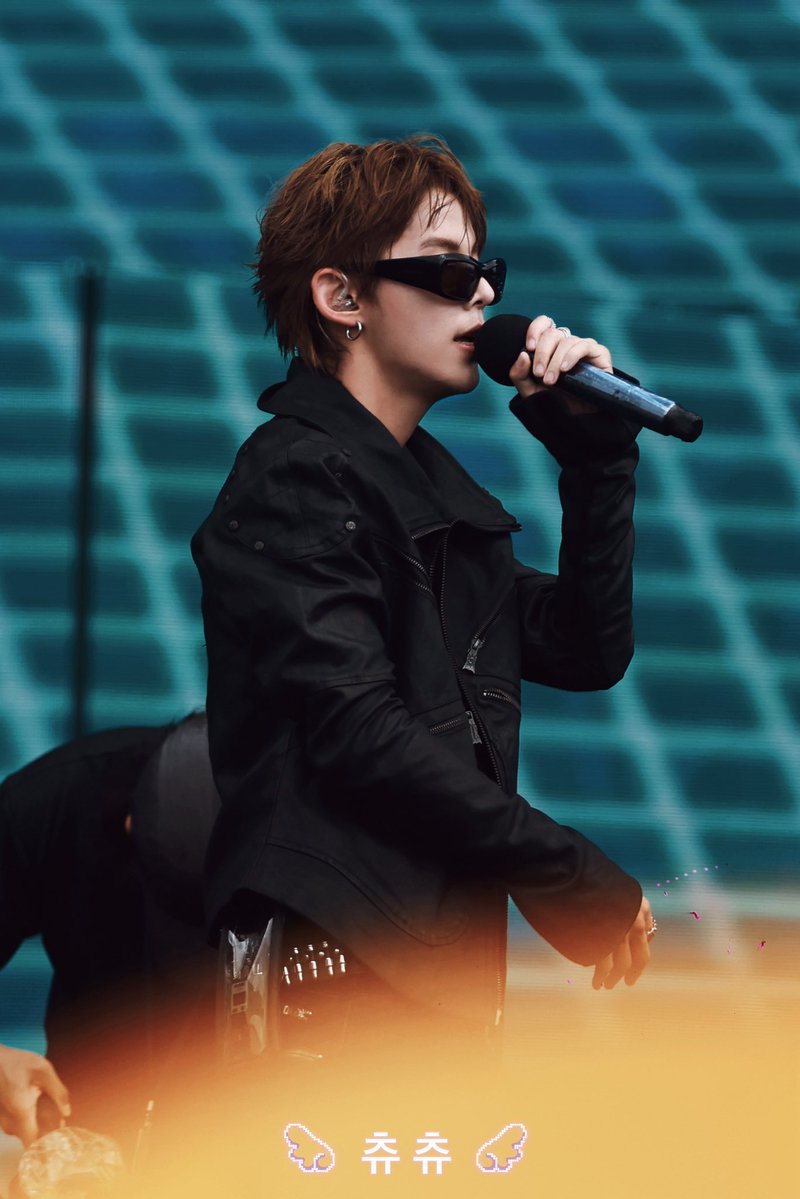 chuchu3t3's tweet photo. 260726 waterbomb

BLACK

#wayfboys #junmyeong #이준명 https://t.co/Y5yHIl6j6s