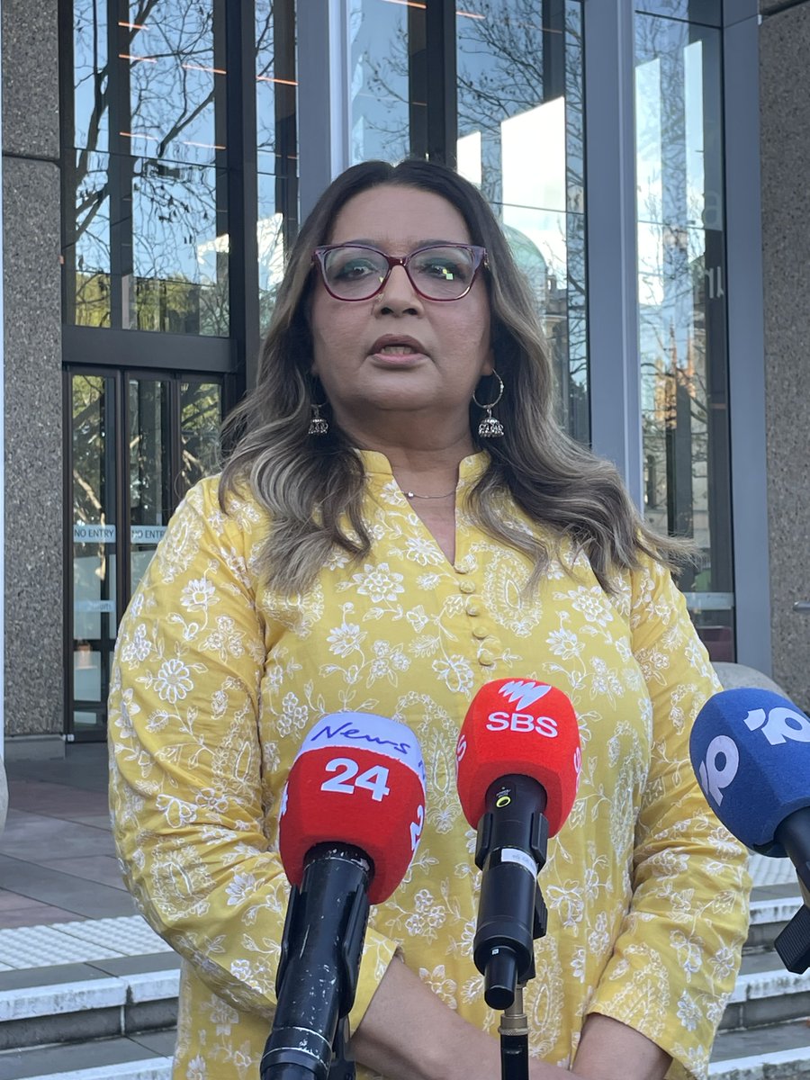 hughriminton's tweet photo. Telling a migrant to “go back where you came from” is a racist slur and the Full Bench of the federal court has affirmed that, says Greens Senator Mehreen Faruqi. Pauline Hanson has lost her racial vilification appeal for telling Faruqi to “piss off back to Pakistan.” https://t.co/RoTf7nXp5t
