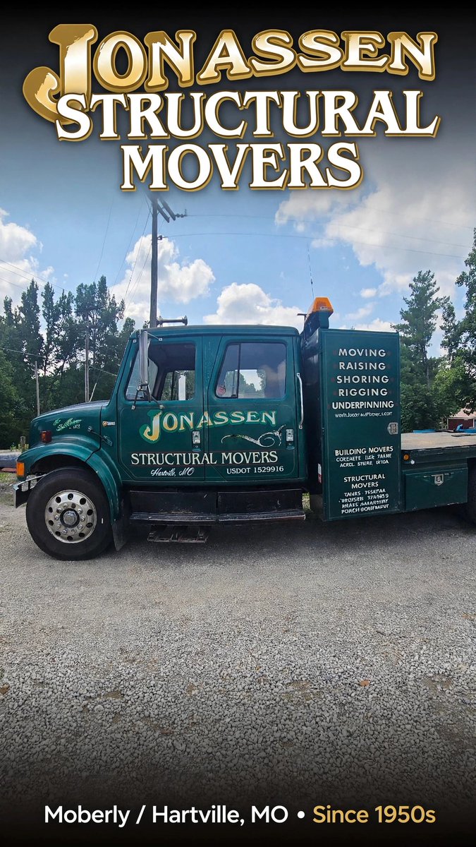 JaredSheneman's tweet photo. #JonassenStructuralMovers #StructuralMovers #HouseMovers #BuildingMovers #MissouriBusiness #MoberlyMO #HartvilleMO #MissouriMade #FamilyOwnedBusiness #HouseMoving #BuildingMoving #HeavyHaul #Rigging #DepotMove #SupportSmallBusiness #MidwestBusiness #ConstructionTok https://t.co/4a2RWe4rK5