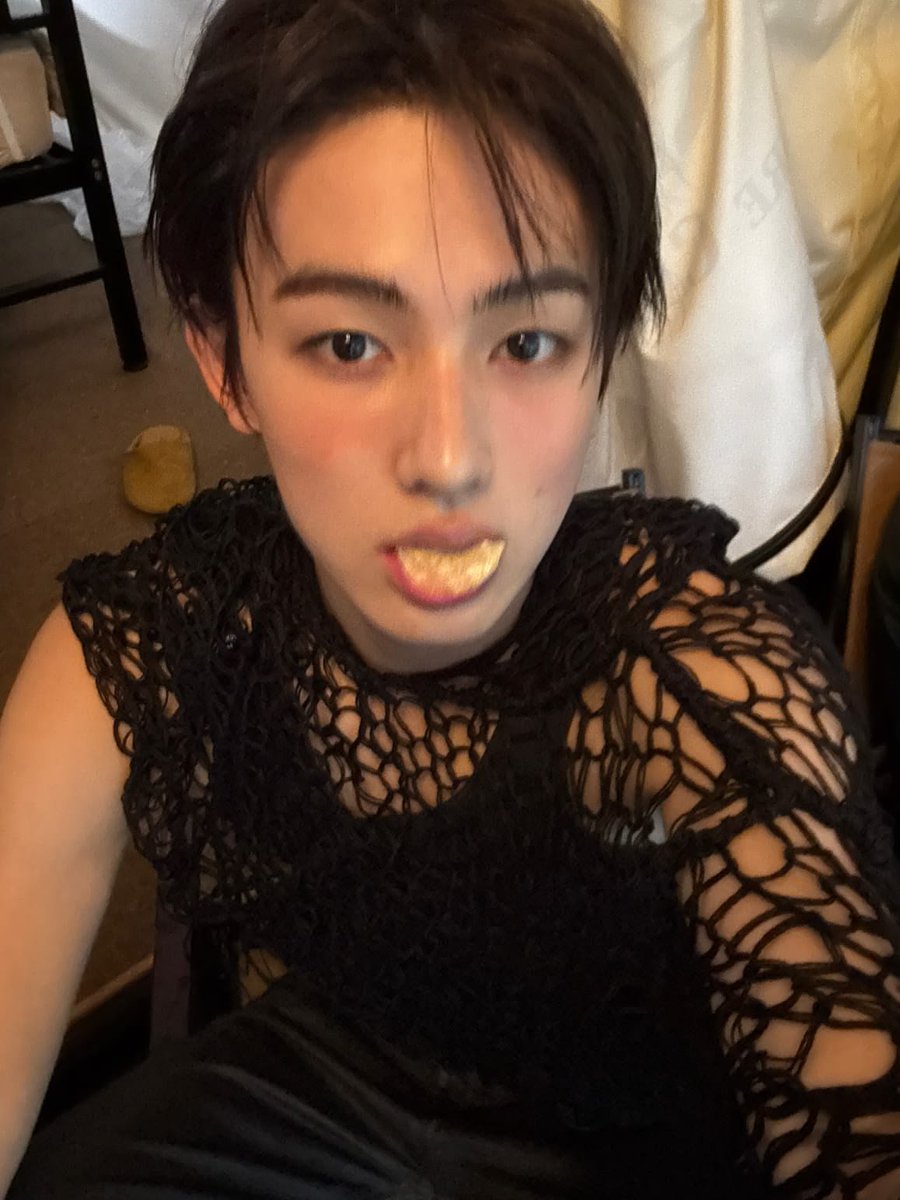 feshyeom's tweet photo. #성현 https://t.co/jO4LWp8V9f