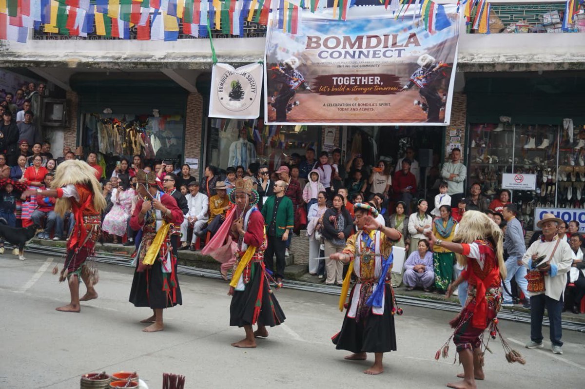 MyGovArunachal's tweet photo. The first-ever Bomdila Connect – A Carnival of Heritage, Harmony &amp; Hospitality was organised by the Bomdila Tourism Society in collaboration with Radio Kameng, with support from the District Administration, West Kameng, Arunachal Tourism Society and 4/9 Gorkha Rifles. https://t.co/7gakHgTvTf