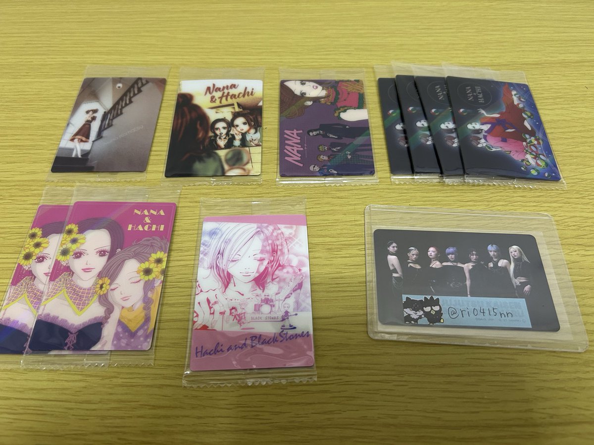 ri0415nn's tweet photo. NANA ウエハース　買取

譲:画像1の数字分

求:1枚150円＋送料
    (PayPayまたは銀行振込)

コンプ達成し重複分のお譲り先を探しております。
交換で手元に届いていない分も数字に含まれております。
画像2〜4は現在所持してる分です。

郵送希望
1枚からでもお気軽にお声掛けください。 https://t.co/O6TrD8lADA