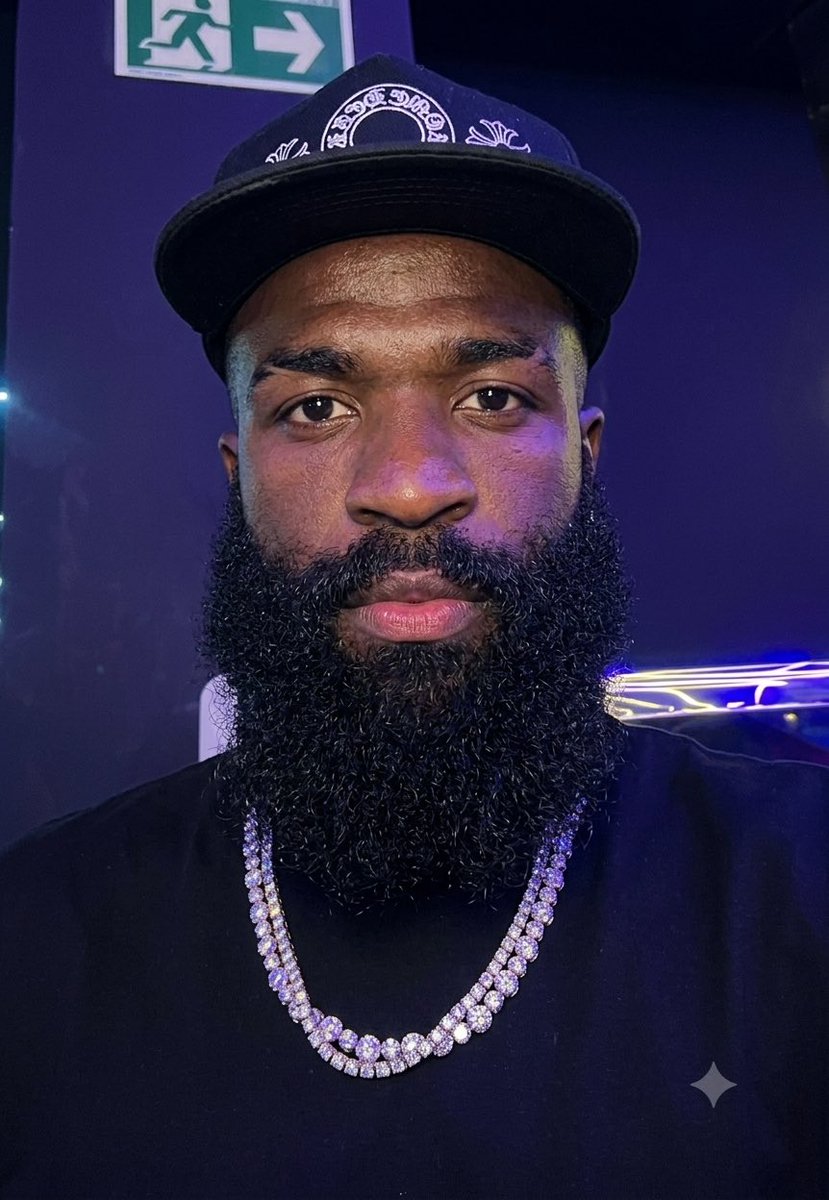 afgahnistn's tweet photo. Birmingham Jesus
The Immigrant
Idi Amin
James Harden

Be there https://t.co/xrnAdoT7qf