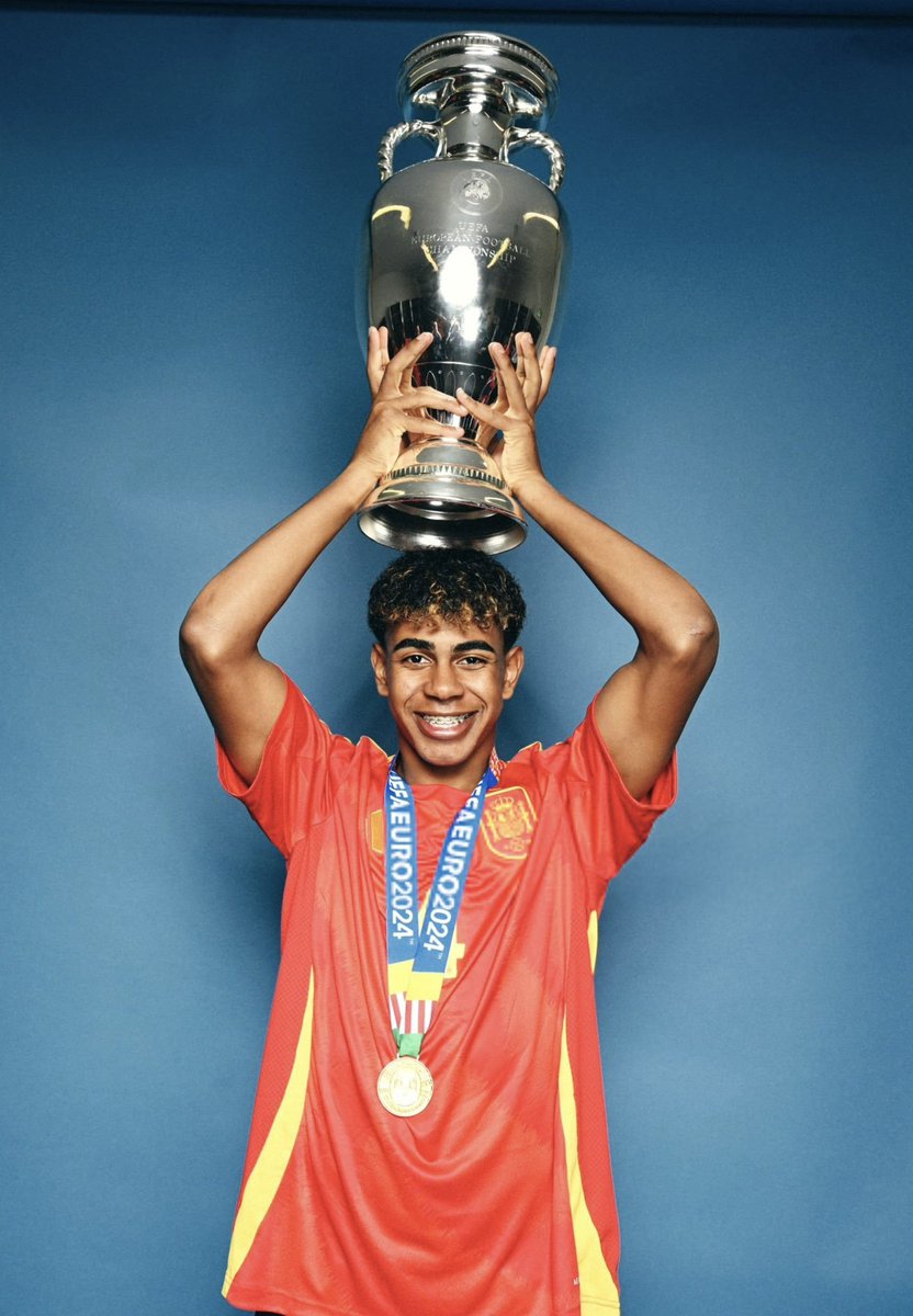 GUMA202's tweet photo. Surpassed Mbappé and you brought this one ? https://t.co/aFxJ7SC9sQ