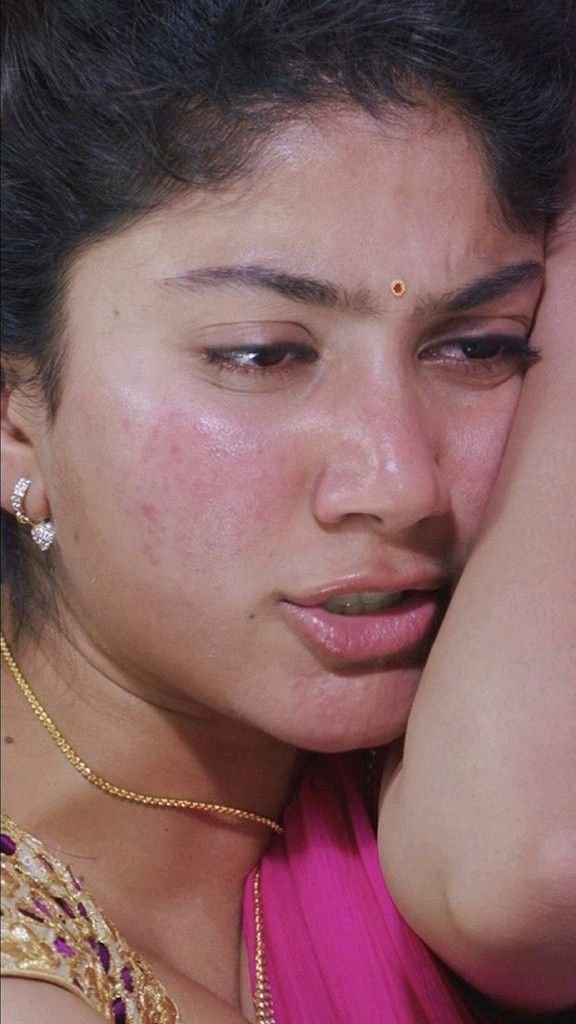 TheHuntr10's tweet photo. S: Ipolam boysa patha soothu arikuthu doctr

Doc ME: Oru oosi podanum ulla bed la padunga poduren

S: Shh arikura otaile edhayo nolaikurenga

Me: Indha aripuku indha oosi tha pa, vali control paniko

After a while

S: aaahh

Me: Ipo ok. Next time arichaa odane vanga

S: Ok doctor https://t.co/YLzWfZ8pI4