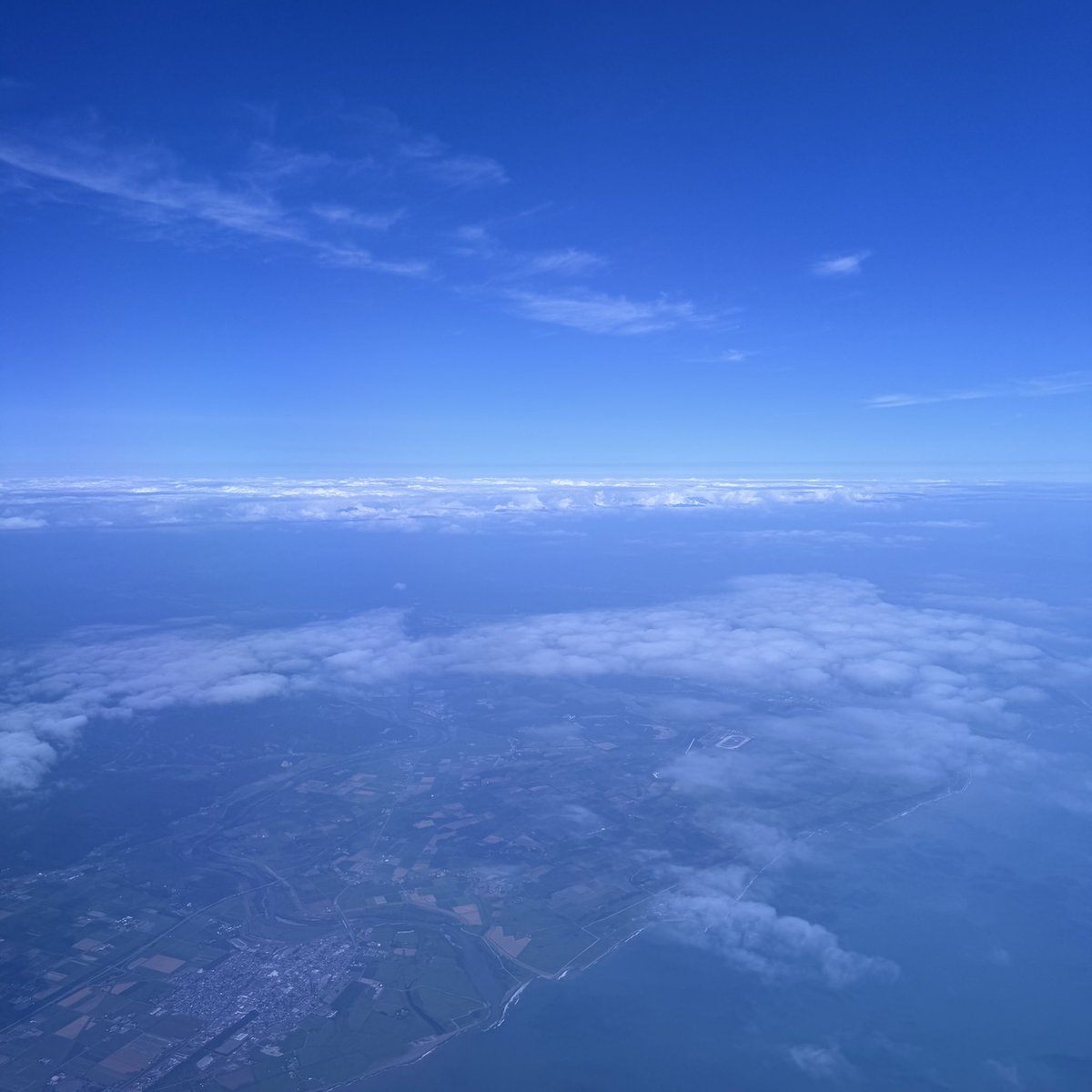 geechibeans22's tweet photo. 飛機上小孩哭的太慘了吧⋯都降落了還在鬼哭狼嚎⋯

北海道初進出！ https://t.co/4tI9pTJ1B8