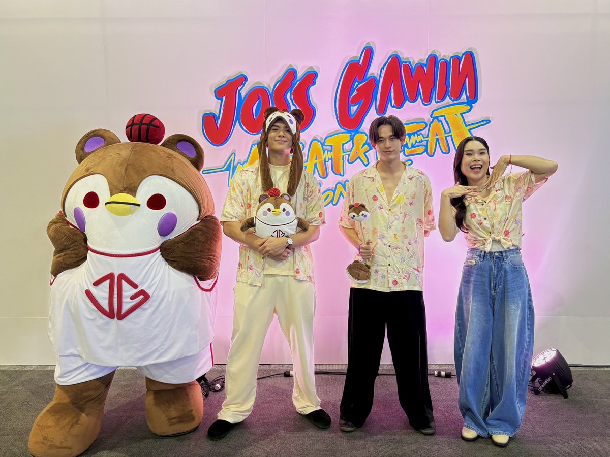 GMMTV's tweet photo. [LIVE] 🔴 #JossGawinConcertLIVE
มาเช็กความพร้อมกับ "จอส-กวิน" ก่อนไปเจอกันใน JOSS GAWIN HEAT & BEAT CONCERT 🔥🎶 

📍Instagram : https://t.co/kNuRsvIbjk

BUY LIVE STREAMING TICKETS : https://t.co/Fh8wF3z95w

SEE YOU ON 28 JULY 2026 | UNION HALL
And worldwide live streaming via TTM LIVE

#GMMTV