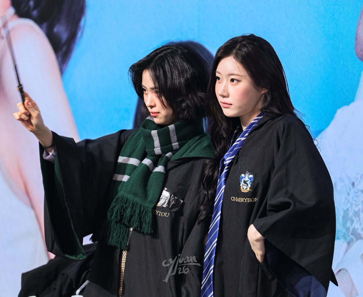 cyjuan26's tweet photo. 260725 KM
Magic 01S🪄✨

#ITZY #있지 #RYUJIN #류진 #CHAERYEONG #채령 https://t.co/SNB3vJs2OM