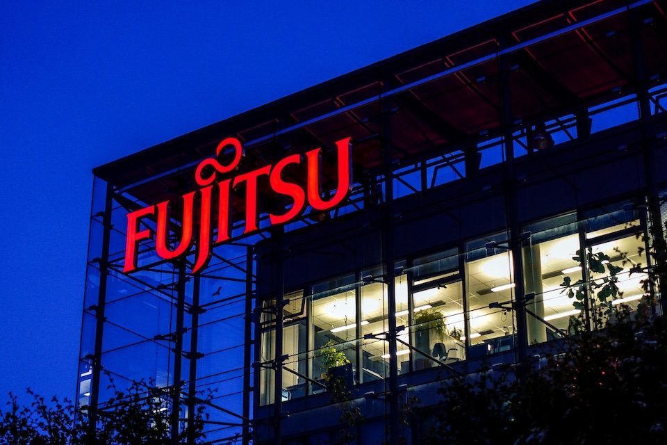 stugoo17's tweet photo. #PostOfficeScandal #FUJITSU 
Shamed IT giant @fujitsu_uk  is still winning UK Government work — despite contributing nothing to the Taxpayer funded Redress bill. 
“Astonishingly, it has not paid a single penny – not even as a gesture of good faith.” — @liambyrnemp 
£500m+ in contracts. Justice still unpaid. https://t.co/5rG59IJ1kz