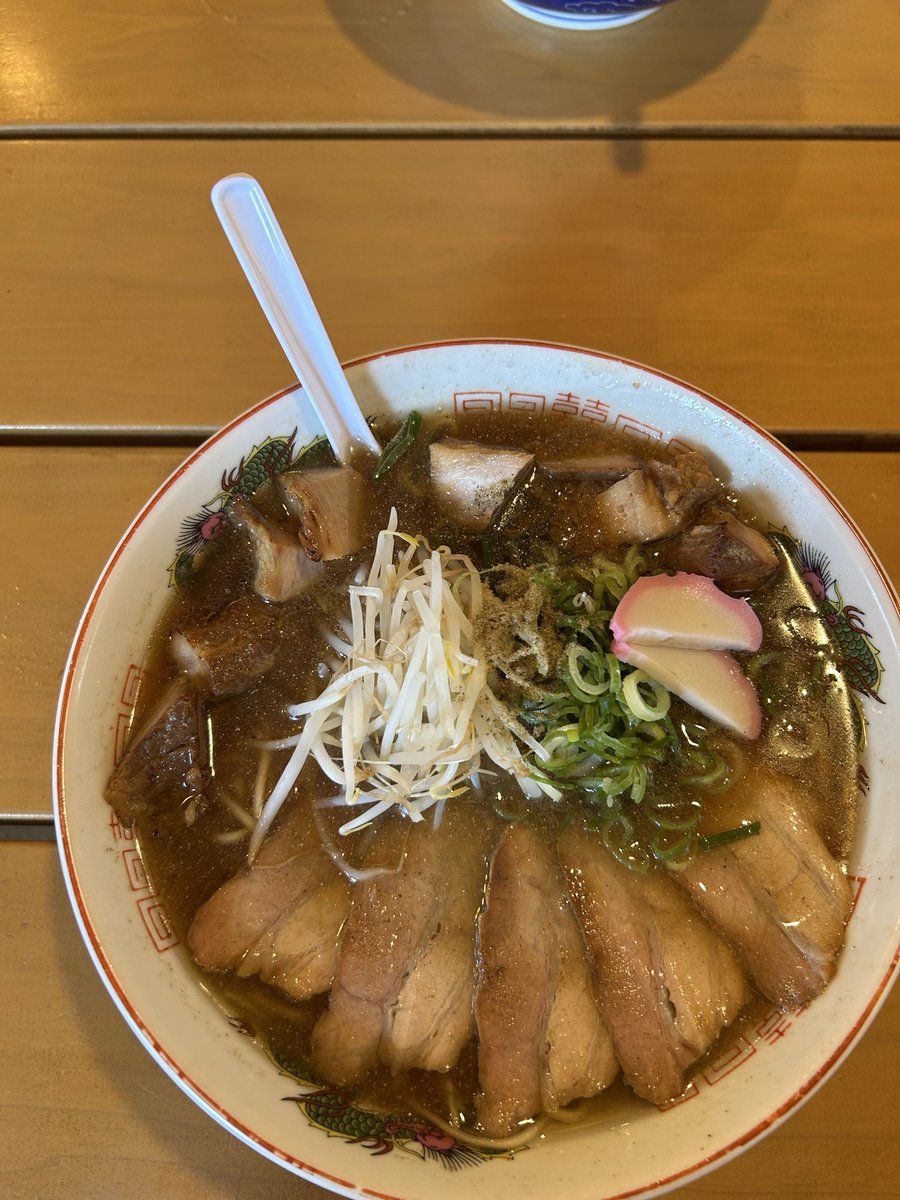 oo24hisa's tweet photo. うらら〜☺️

あまりの暑さに体が悲鳴をあげてるので😳

しっかりとスープまで完飲してチャージ完了っす😊

これで7月は乗り切れるかな🤣

美味しかったです、また来ます😎 https://t.co/UEreMWC41F