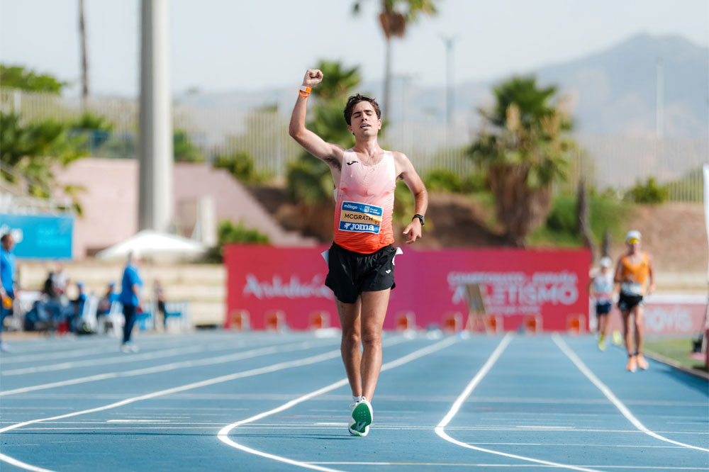 elbruguers's tweet photo. #Gavà Paul McGrath, Campió d’Espanya del 10.000 metres marxa. El gavanenc s'ha penjat l'or a Màlaga amb amb un temps de 38:23, rebaixant en 26 segons la seva millor marca personal https://t.co/7YO9RPNglY https://t.co/BiRR0I6EQ1