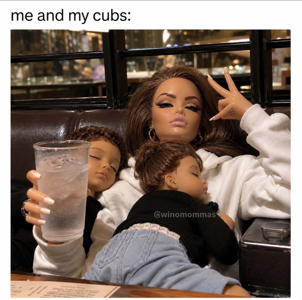 lemaarilyn's tweet photo. Me and my cubs. https://t.co/0Vk5sXeEEg