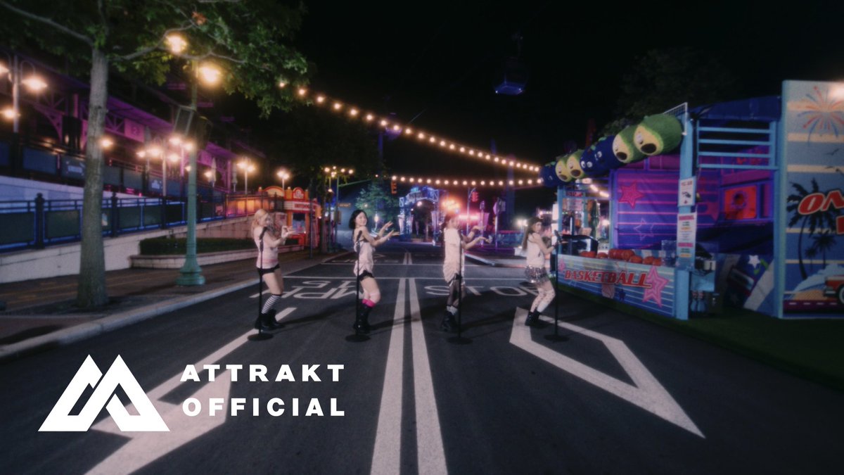 we_fiftyfifty's tweet photo. [📹] FIFTY FIFTY (피프티피프티) 'Genie Magic' Performance Video @ EVERLAND 

🎬 https://t.co/p82IKOhUnn 

#FIFTYFIFTY #피프티피프티 
#KEENA #키나
#CHANELLEMOON #문샤넬
#YEWON #예원
#ATHENA #아테나 
#Genie_Magic #Imperfect_Iamperfect
#EVERLAND #에버랜드 https://t.co/La1FslxI86