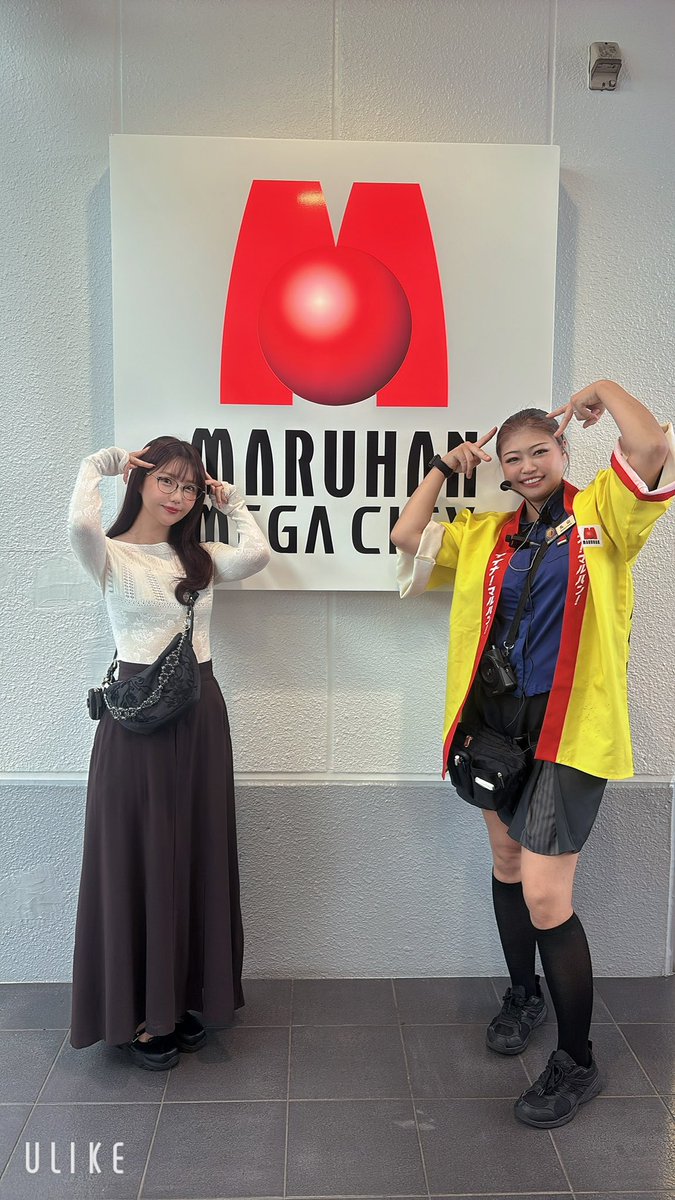 ichi_maruhan's tweet photo. ayasiさんご来店〜🖤
(@ayasi0530 )

安定の可愛さ🫶
前の制服以来🖤
ファン対応も神対応でした❤️‍🔥

まだまだご来店お待ちしてます🫣🫶 https://t.co/lNiOaSDWbz