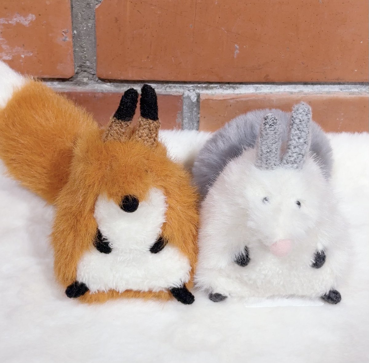 libretto_ak's tweet photo. 大人気のtetraのマスコットが入荷しました🦊
ふっくらとした尻尾が可愛いキーホルダーです！
うさぎのマスコットもご用意しております🐰

@sunarrow1918 
#tetra
#赤レンガ倉庫
#リブレットマーケット https://t.co/NPNdzA0IoP