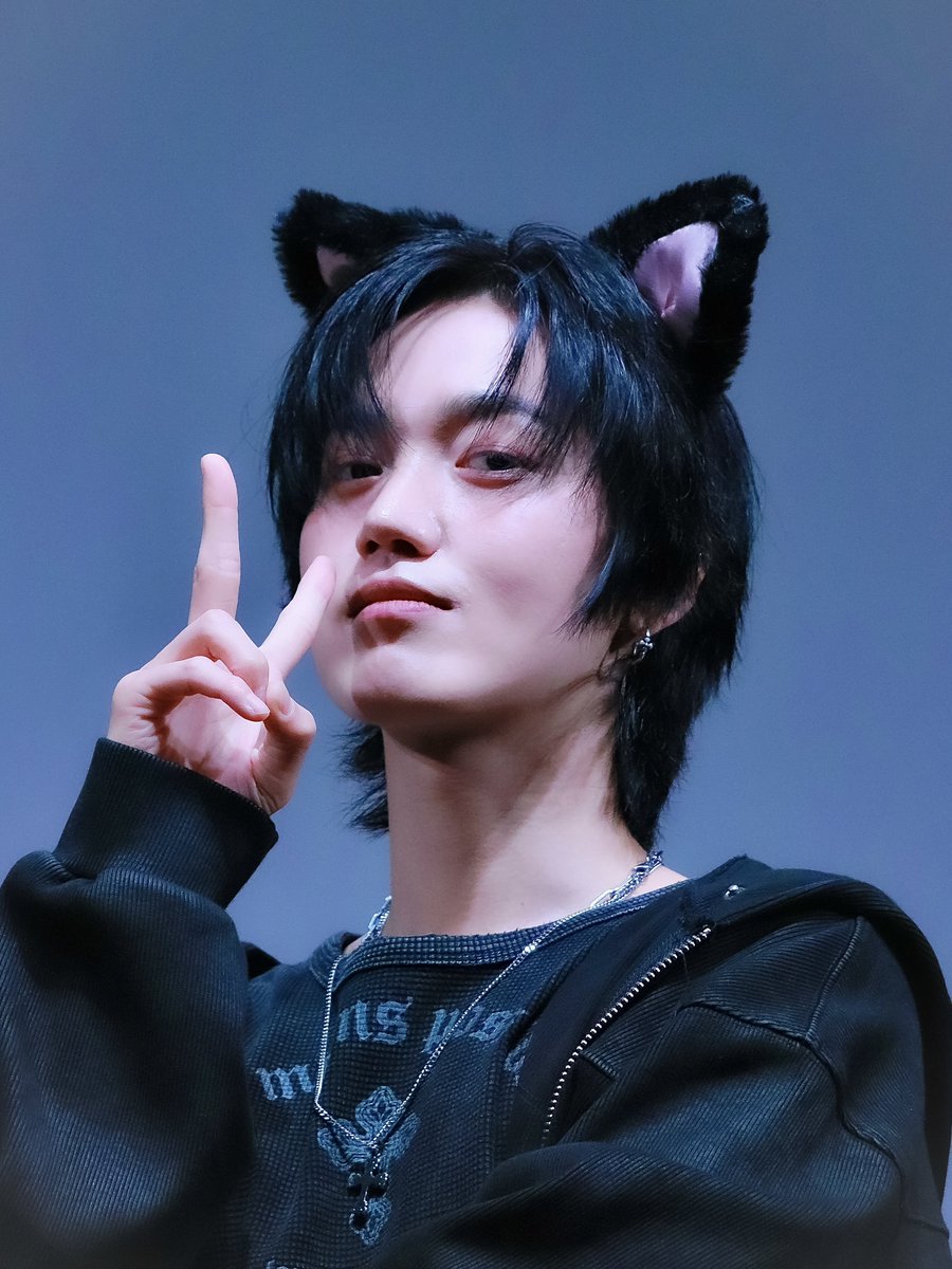 pinkmidoriaoi's tweet photo. 260721  

🐈‍⬛ ~🖤

 #온앤오프  #승준 https://t.co/VSAEdqoHnl