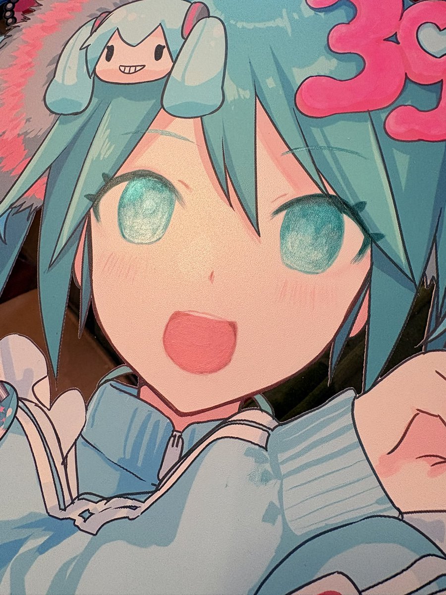 iximaxima's tweet photo. #iXima展 マジカルステッキな連作は面相が手描きでございます。
ベース塗って、描きこんで、ハイライト入れて、このあとコーティングするのでラメなど仕込みます。
眼力！ https://t.co/mWOcd54v6T