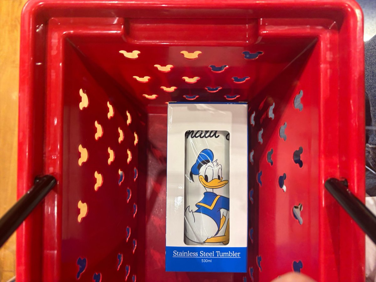 ndt2525's tweet photo. 交換 ディズニーストア 夏祭りくじ

譲 写真のもの
求 ホセパン関連or 990円+送料

郵送または都内手渡し可能です。
心当たりのある方がいたらコメントお願い致します🙇‍♀️ https://t.co/Wh1TxGeDbo