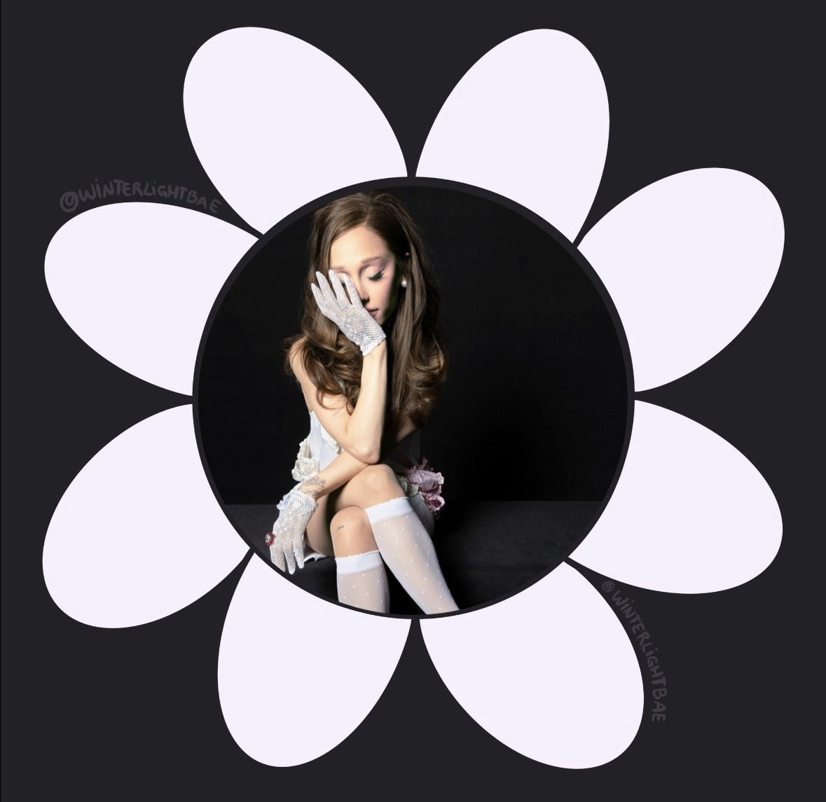 babespetal's tweet photo. @Winterlightbae listísimaa https://t.co/93nXGZwDaw