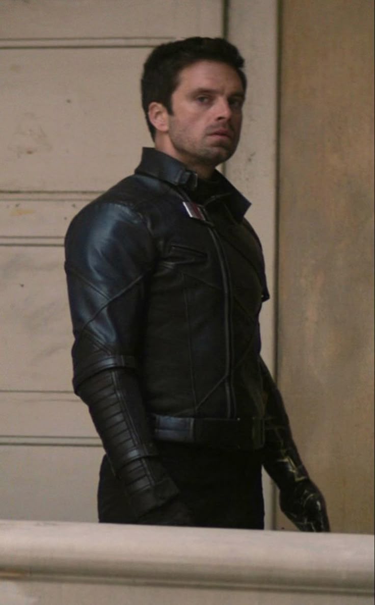Felix_eyeroll's tweet photo. Wished we got more suits of this style for Bucky https://t.co/6MWvecOZWY