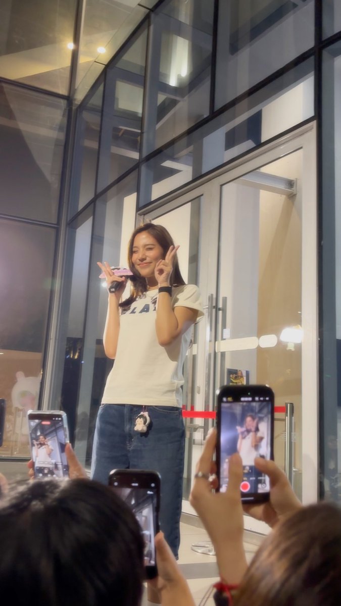 Chanatmon_bella's tweet photo. โอ่ยน่ารักมาก🥺🥺🥺🥺🥺🥺

#งานมหกรรมนิยายนานาชาติ2026xEmiBonnie https://t.co/rY9tDlMe5g