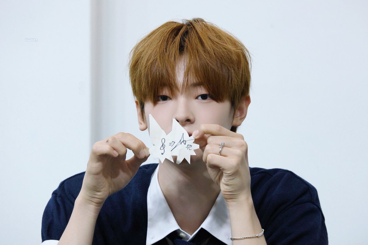 UwUzn_'s tweet photo. 260726 미니레코드 펠트키링
#강우진 #KANGWOOJIN #FLAREU #플레어유 

🎼✍️ https://t.co/fKqnrVBrGm