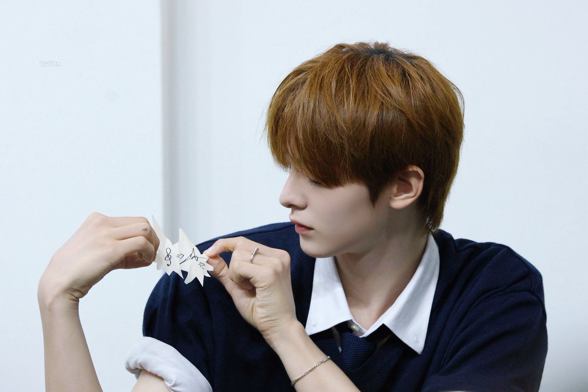 UwUzn_'s tweet photo. 260726 미니레코드 펠트키링
#강우진 #KANGWOOJIN #FLAREU #플레어유 

🎼✍️ https://t.co/fKqnrVBrGm