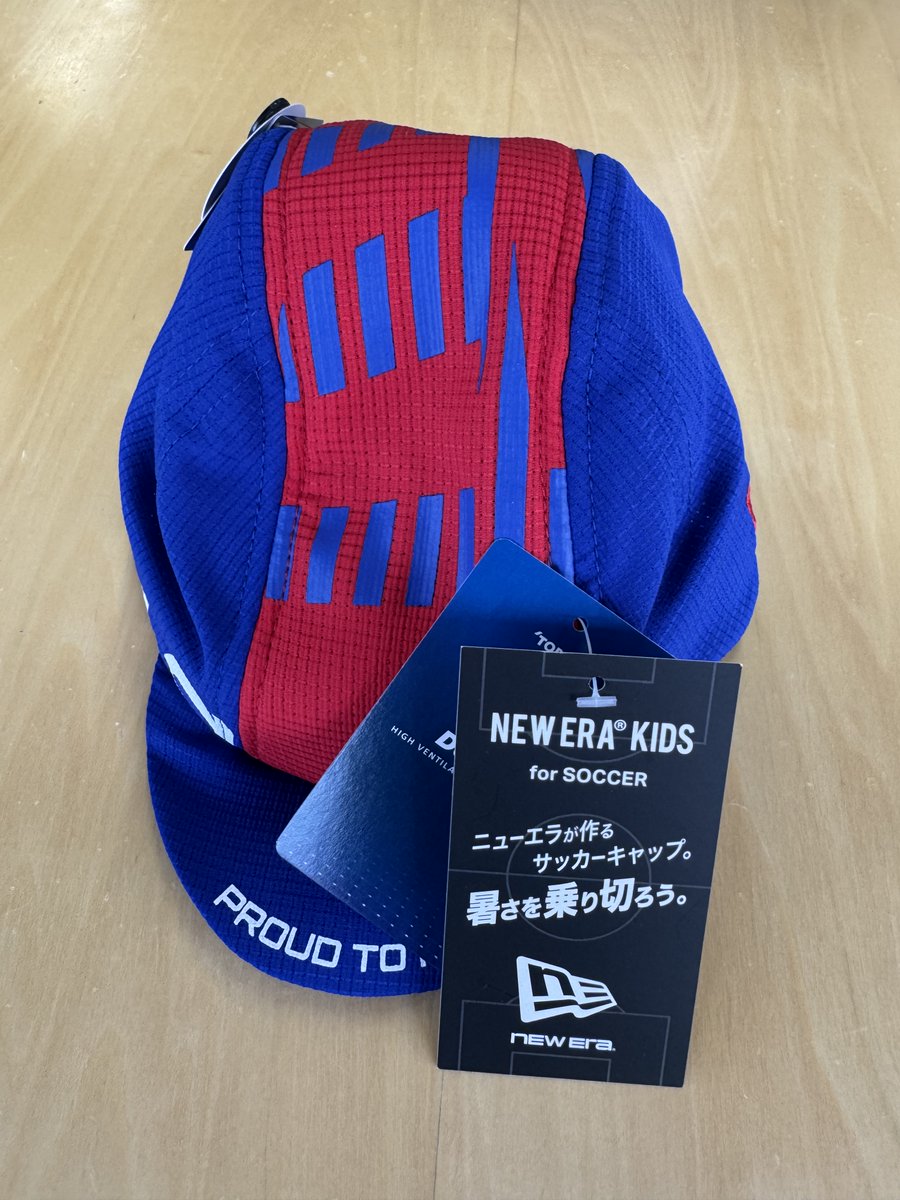 zonewebofficial's tweet photo. ◇━━━━━━━━━━━━◇
　FOOTBALL ZONEから
　⚽️プレゼント企画🎁
◇━━━━━━━━━━━━◇

NEW ERAのジュニアサッカーキャップ🧢
ジュニアサッカーに特化したモデルを開発✅

カラーはホワイト⚪️とブルー×レッド🔵🔴
それぞれ1名様にプレゼント✨

＝応募条件＝
1⃣FOOTBALLZONEの公式Xをフォロー 
2⃣このポストをリポスト🔄いいね❤️

締切は8月2日（日）まで📅
ご応募お待ちしております😊

#NEWERA #ニューエラ