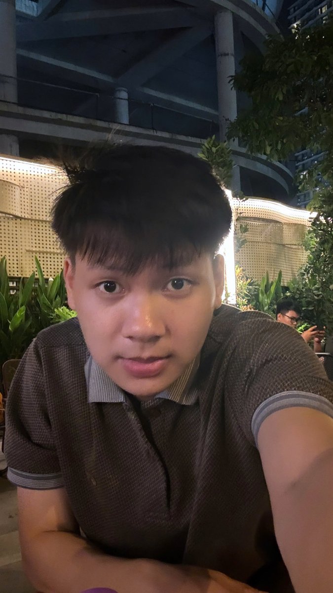 luong10102004's tweet photo. nha trang bùn hiu https://t.co/JVaUumglIq