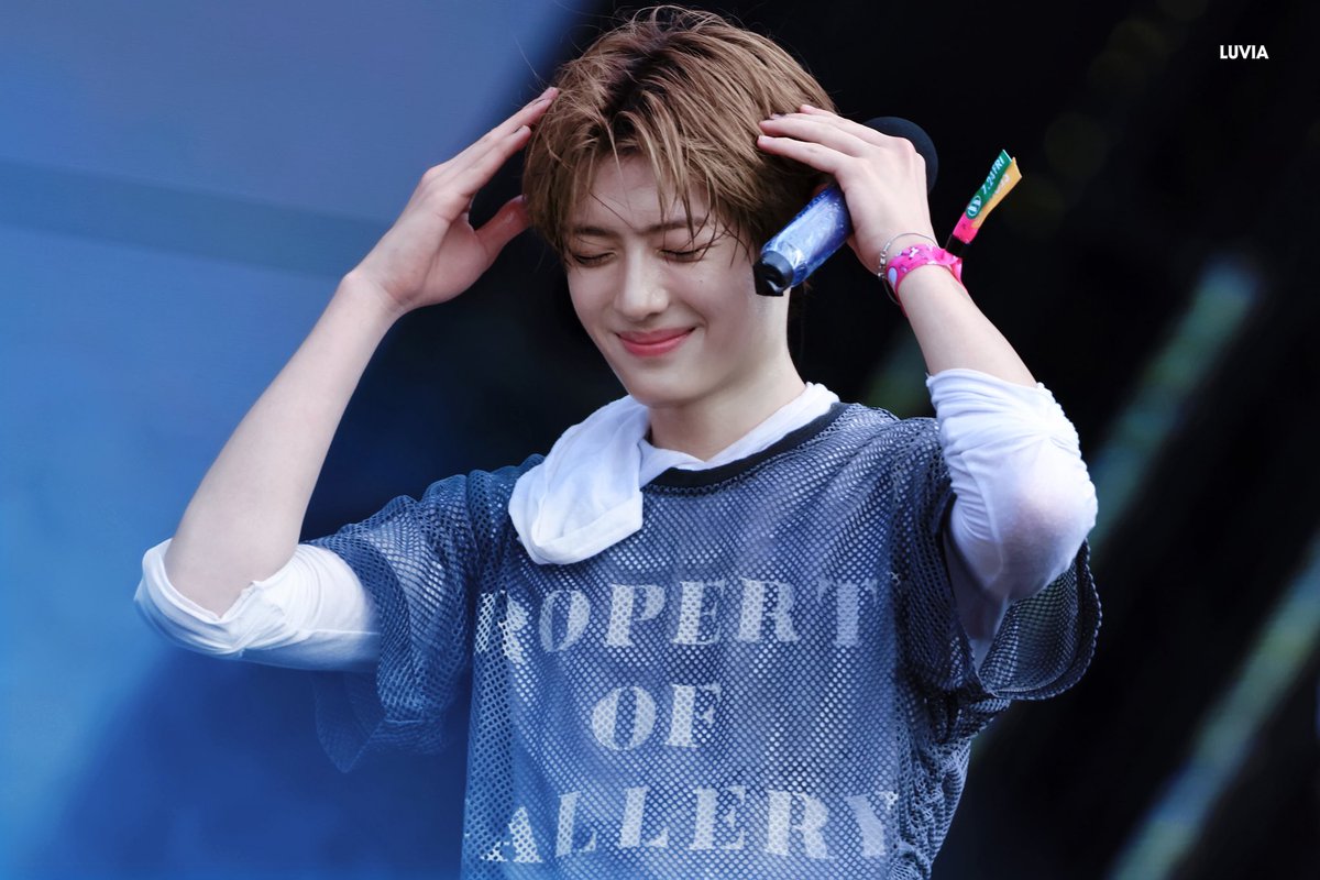 luviasanghyeon's tweet photo. 260724 

🐶🫳🫳🫳

#상현 #정상현 #SANGHYEON 
#알파드라이브원  #ALPHADRIVEONE  #ALD1 https://t.co/ZqWN5XGlPb