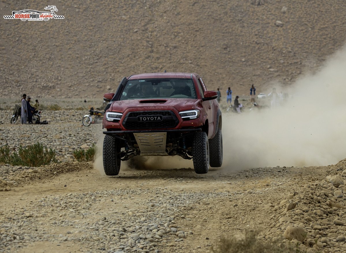 SultanNezaBaziT's tweet photo. Racer at Jhal Magsi Desert Challange 2025 Race Day.
.
.
.
#Pakistan 🇵🇰 #offroad #motorsport #JhalMagsiDesertChallenge #jhalmagsirally #racing #HorsePowerMagazine #urdu #desert #rally #worldwide #foryoupageシ #rallylife #offroadracing
#desertrally #adventure #teamsultan https://t.co/q2FBdDJhf8