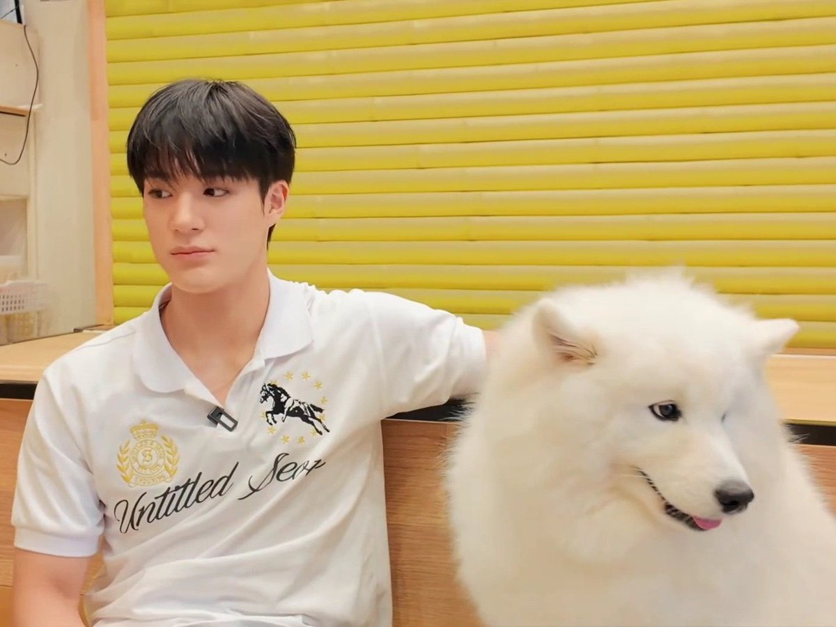 najaeispua's tweet photo. แม่ไม่อยู่บ้านสองวันอยู่กันดี ๆ นะสองพี่น้อง
: https://t.co/ieo0gYAugv