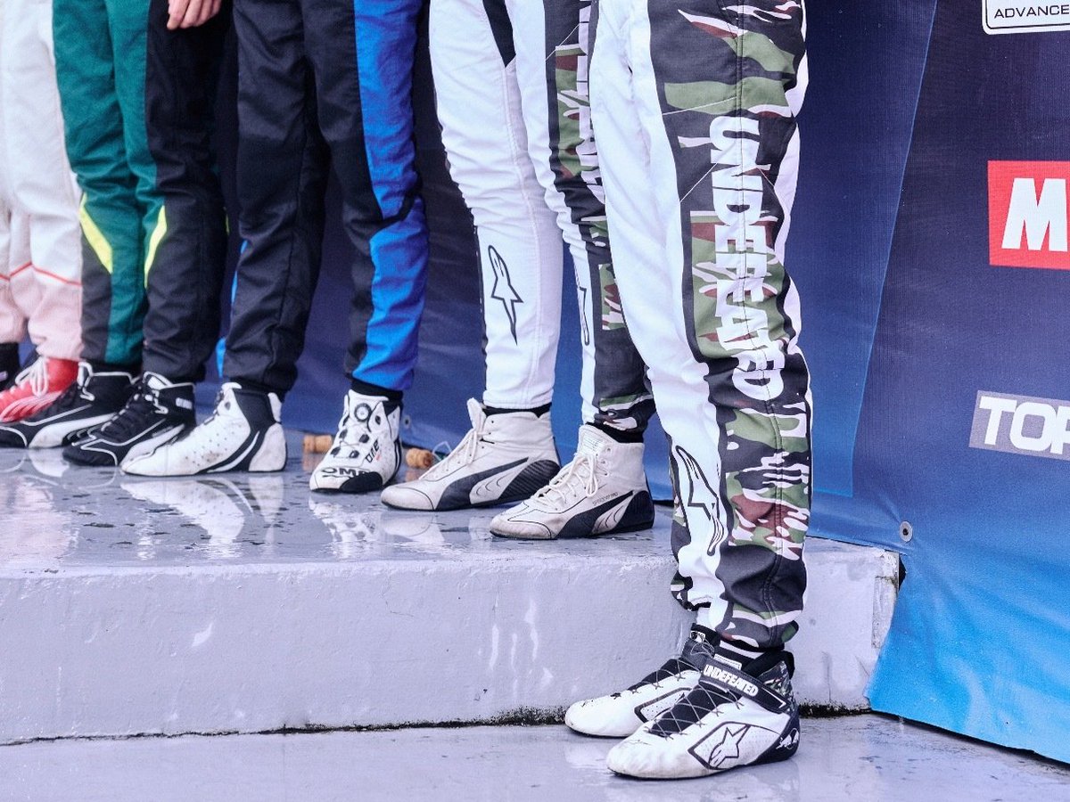 littleroumblion's tweet photo. just another proof that Wang Yibo is an angel 🥺

#WangYibo #YIBO85 #85Racing https://t.co/13btQjnN3F