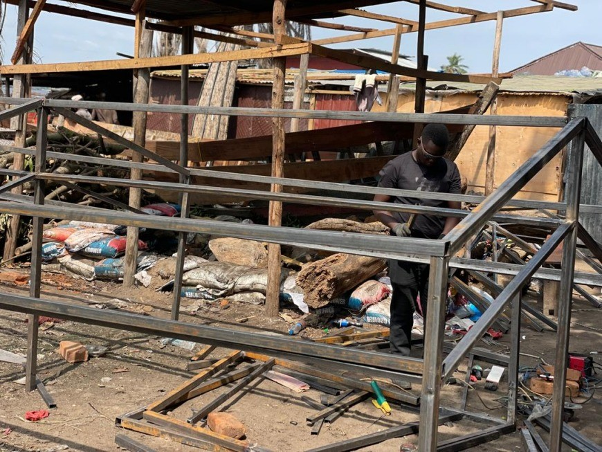 cjifa_'s tweet photo. By combining local knowledge with climate-smart solutions, this initiative is proving that community-led innovation can build resilience and create lasting impact for frontline communities across Africa. #ClimateJustice #CJIFA...4/4 https://t.co/YSjxORexQp