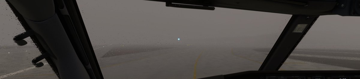 GamerX747's tweet photo. Low visibility on approach, but safely on the ground! ✈️🌧️ https://t.co/eaE1whnoZS