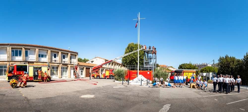 top_force's tweet photo. ⚓️🚒🇫🇷 L’École des marins-pompiers de la @MarineNationale #EMPM, une école singulière à la triple culture maritime, militaire et sapeur-pompier https://t.co/4rxLxzG3jE https://t.co/AY6Gdl24Kc