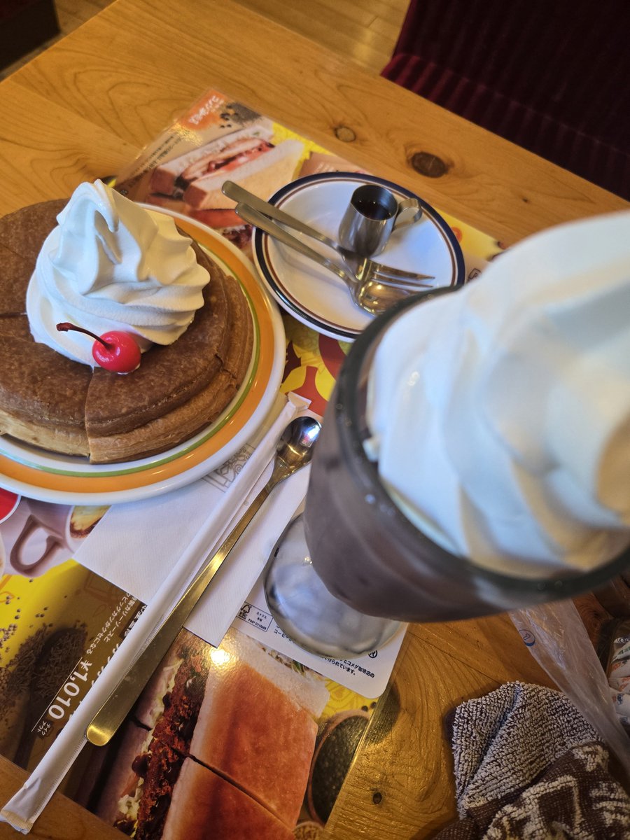 GDYP6's tweet photo. 衝動的にシロノワール食べたくなった
おなかいっぱい https://t.co/5FotOXK507