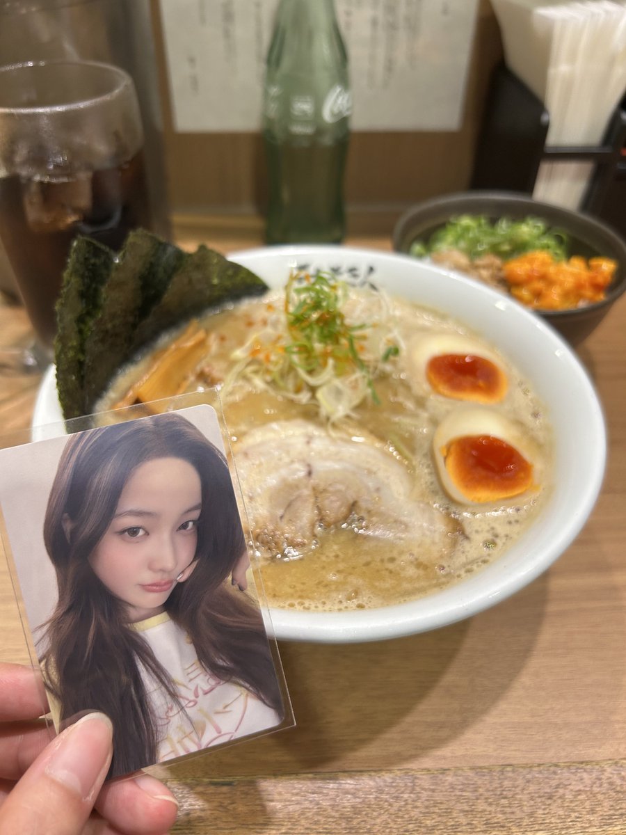 poncopeena's tweet photo. イロハ、みそきんだよ https://t.co/VsBrx0NicH