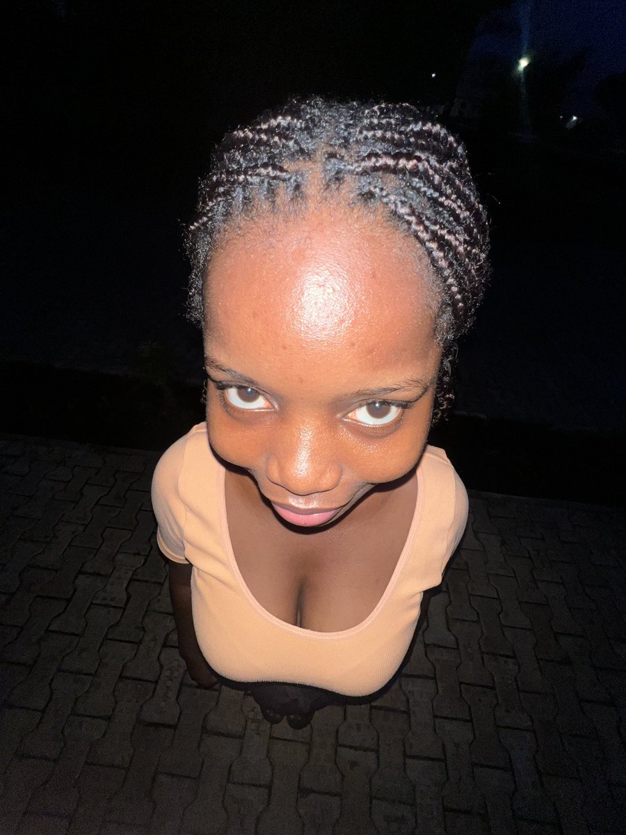 SholaWilde's tweet photo. #bigforehead #foreheadgang https://t.co/QFP32aYijp