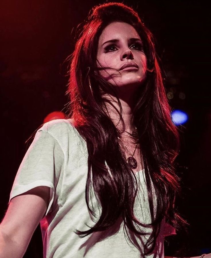 vollzanabel's tweet photo. quote if u se 

lyrics 
character 
singer 
flower https://t.co/VRRWADmRyP