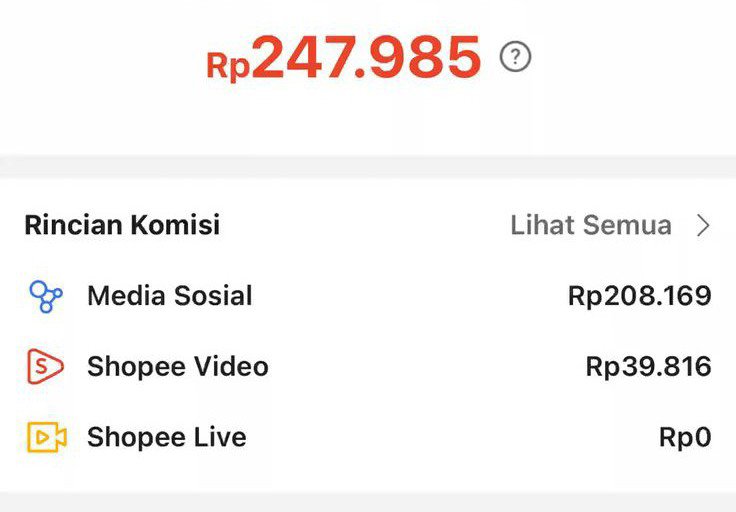 Λ V I tweet media