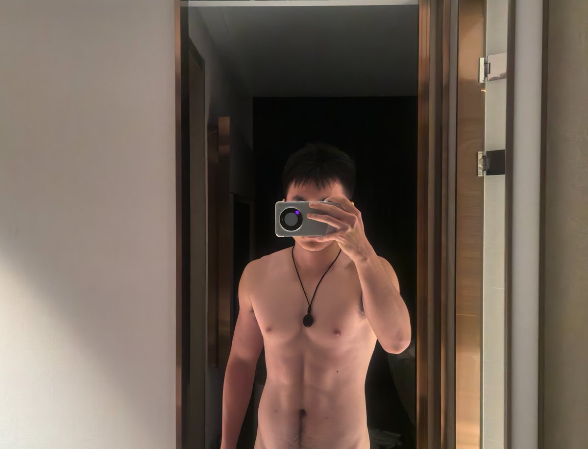 YangN93852's tweet photo. 男研，来长沙出差，搭子dd
#长沙 https://t.co/7t7YrrGDyY