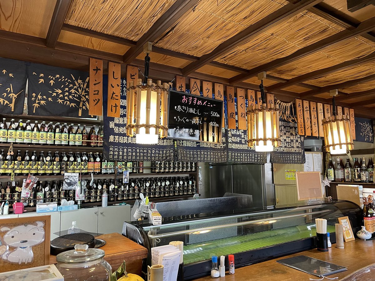 sagatoco's tweet photo. 【「歩こう。佐賀県。」応援店紹介】
居酒屋かちや【みやき町】
地元で愛されるアットホームな居酒屋。
焼き鳥をはじめとした定番料理はどれも手づくりで、気軽に立ち寄れる温かい雰囲気が魅力です。
個室も完備しており、友人同士の集まりから家族での食事まで幅広く利用できる、地域に根ざした一軒です。
アプリのポイントを利用すれば、飲食された方にファーストドリンク1杯無料の特典が受けられます！ 

#SAGATOCO
#サガトコ
#歩こう佐賀県
#歩こう佐賀県応援店
#ウォーキング
#ポイント
#居酒屋かちや