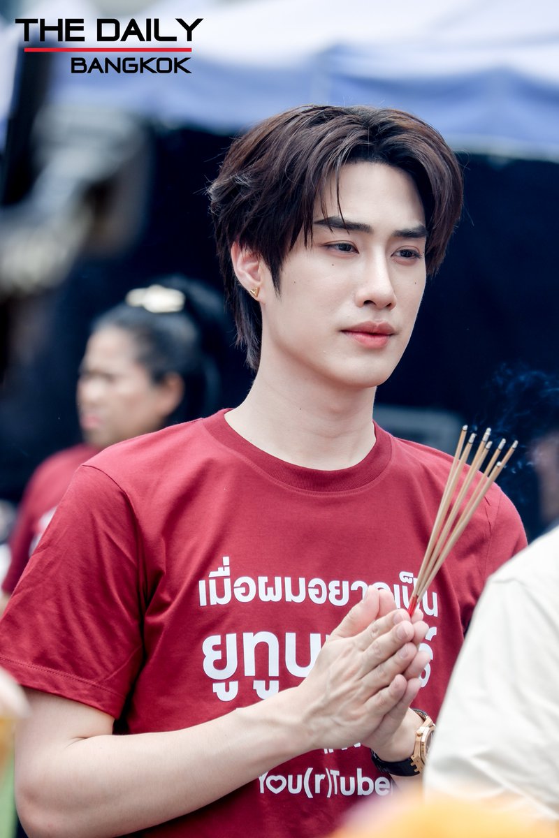thedailybkk's tweet photo. 'เติ้ล-มติมันท์' ในงานบวงสรวงซีรีส์ "เมื่อผมอยากเป็นยูทูบเบอร์แข่งกับแฟนเก่า You(r)tuber Series"

YourTuber Worship

#บวงสรวงYourtuber
#YourtuberSeries
#TleFirstone #เติ้ลเฟิร์สวัน https://t.co/mSUOz8yTEE