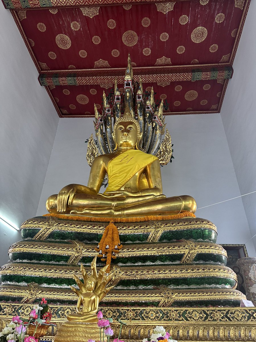 taew2482's tweet photo. แชร์ รวย วันจันทร์ สาธุ🙏🏻 https://t.co/3Z2vwf3enU