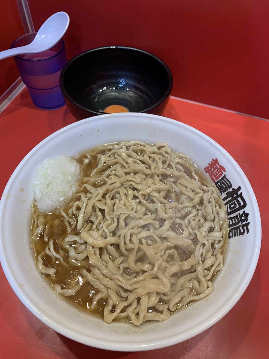 hdb_ra_men's tweet photo. 麺屋 桐龍🐲東川口本店

味噌つけ麺（無料TP🌽）生卵
具なしらーめん小　タマネギ

久々の埼玉入りで朝一商談を済ませ東川口へ
味噌つけ終わっちゃう！とデフォ欲で二杯決行

ラーメンで己の龍を呼び覚まし、新味で一気に限界突破させる強引な手法

①席の方へ仕切り板に箸がコツコツ当たりすみません https://t.co/p5dNAUS9ia