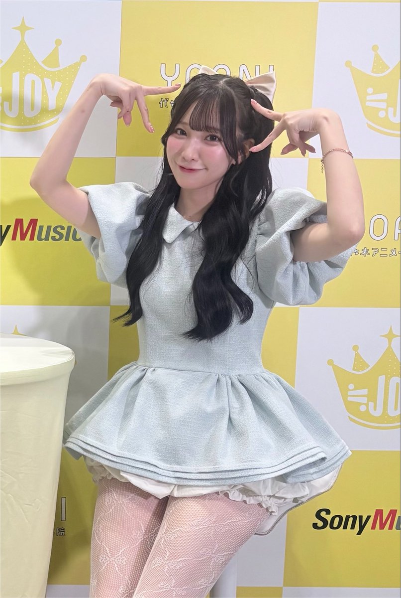 chu30rn's tweet photo. ；260726 ももちゃんとツーショはじめましてした🍑♡最後見つめられてドキドキ、、；；
@yamada_momoka__   #ももかわいい 
 #ニアジョイ https://t.co/mhYC4u5yKz