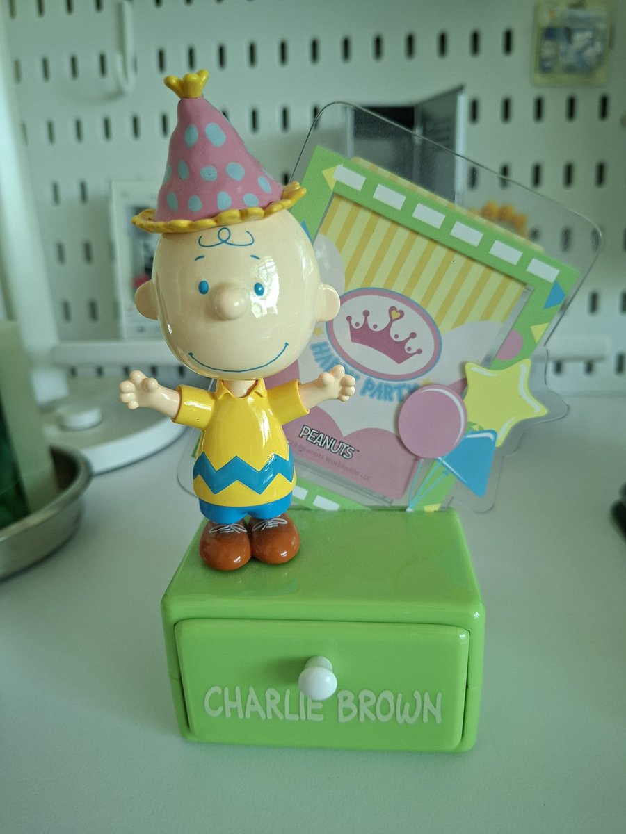 skl_bns's tweet photo. #sklsells - wts, lfb, ph

Miniso Snoopy Party Time Blind Box

- x sensi Charlie Brown
- 100
- rfs: decluttering https://t.co/Rcyj1syZve